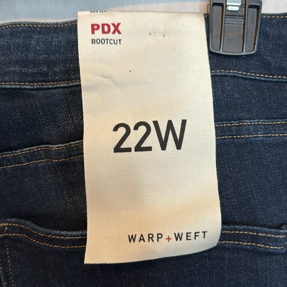 NWT Warp &‎ Weft Blue Dark Wash Portland Boot Cut Jean in Size 22W - Picture 10 of 13